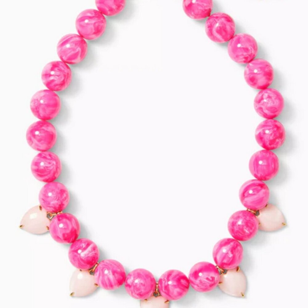 LILLY PULITZER x Lele Heart Country Club Necklace Passionfruit Pink - Picture 4 of 14